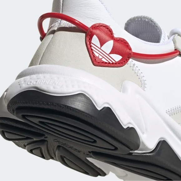 Adidas OZWEEGO SHOES - Picture 4 of 10